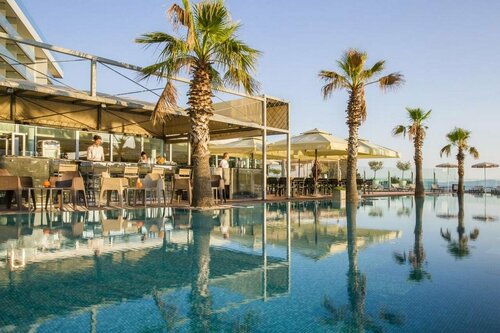 Гостиница Radisson Blu Resort & SPA, Split в Сплите