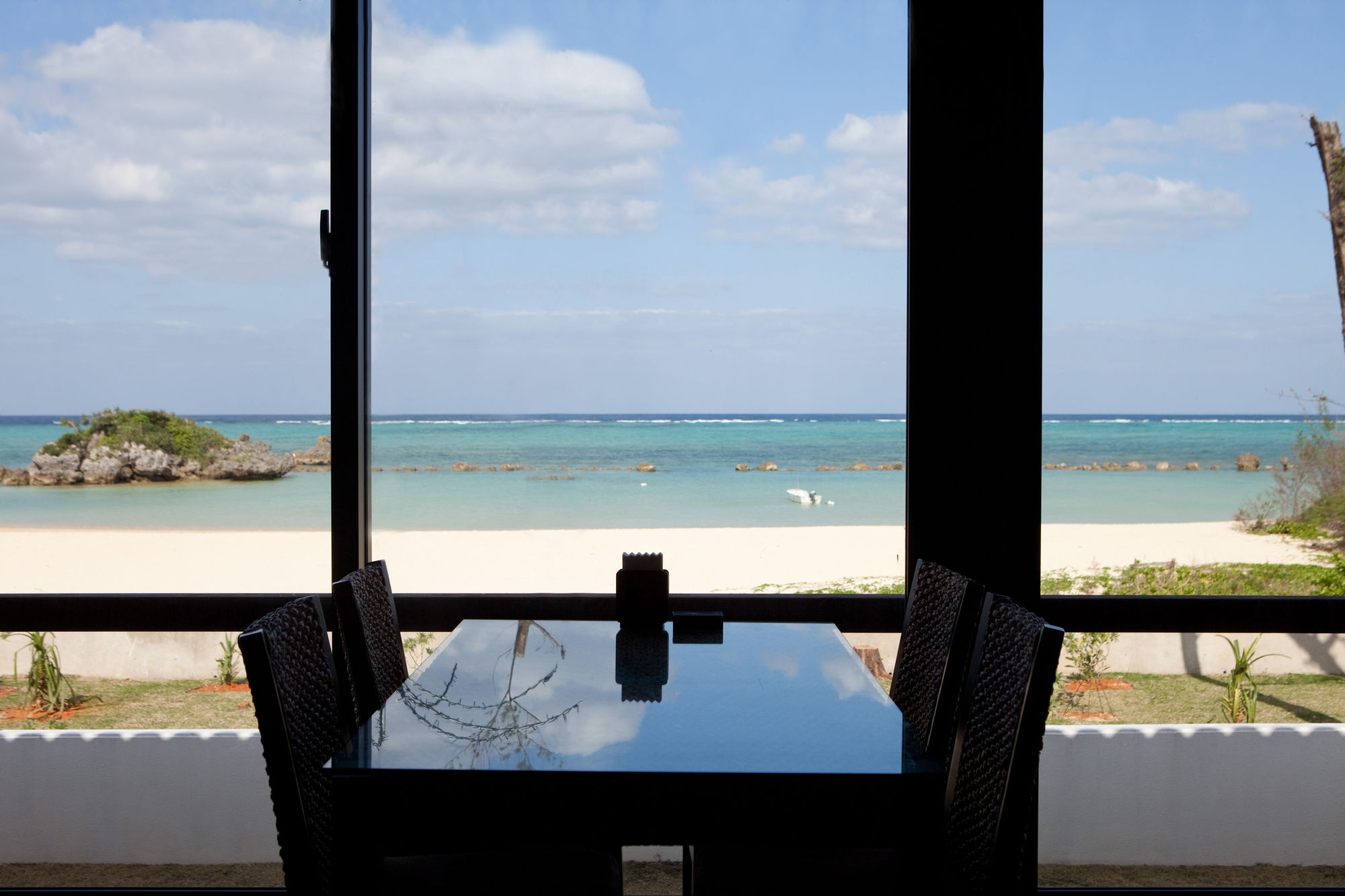 Фото Best Western Okinawa Onna Beach