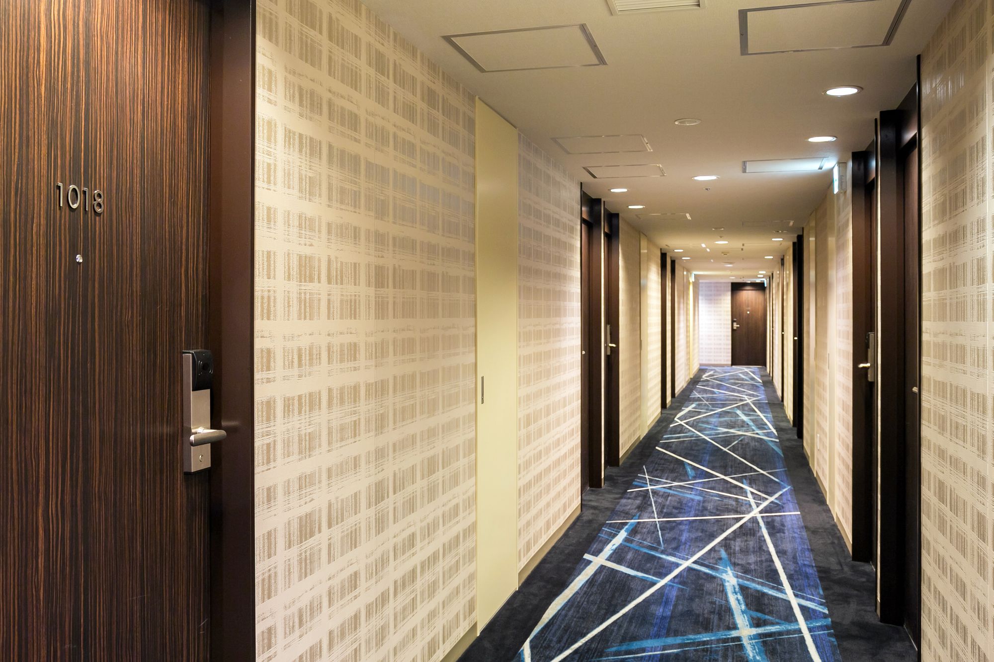 Фото Sotetsu Fresa Inn Kawasaki-Higashiguchi