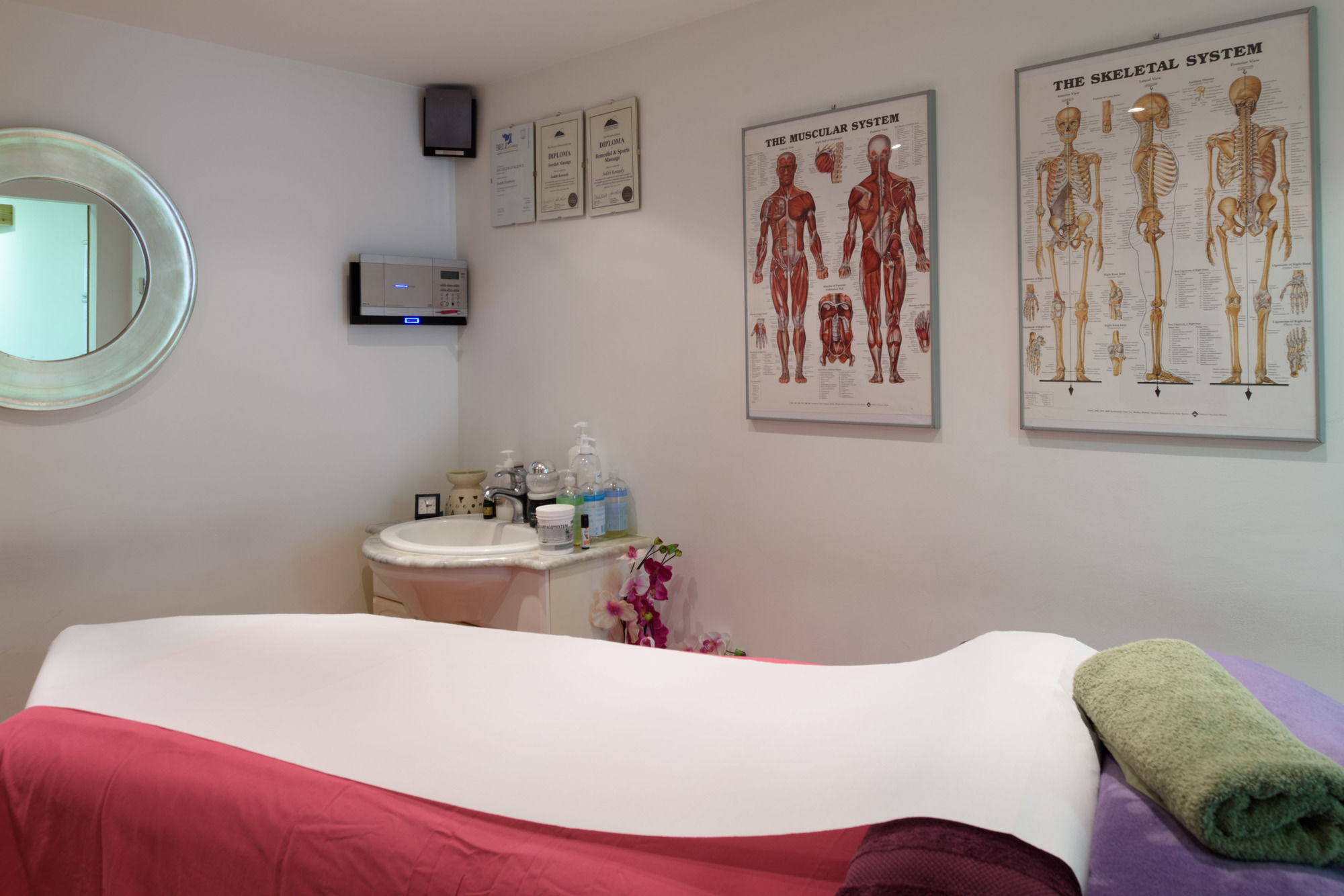 Фото Pearly Grey Ocean Club Apartments & Suites