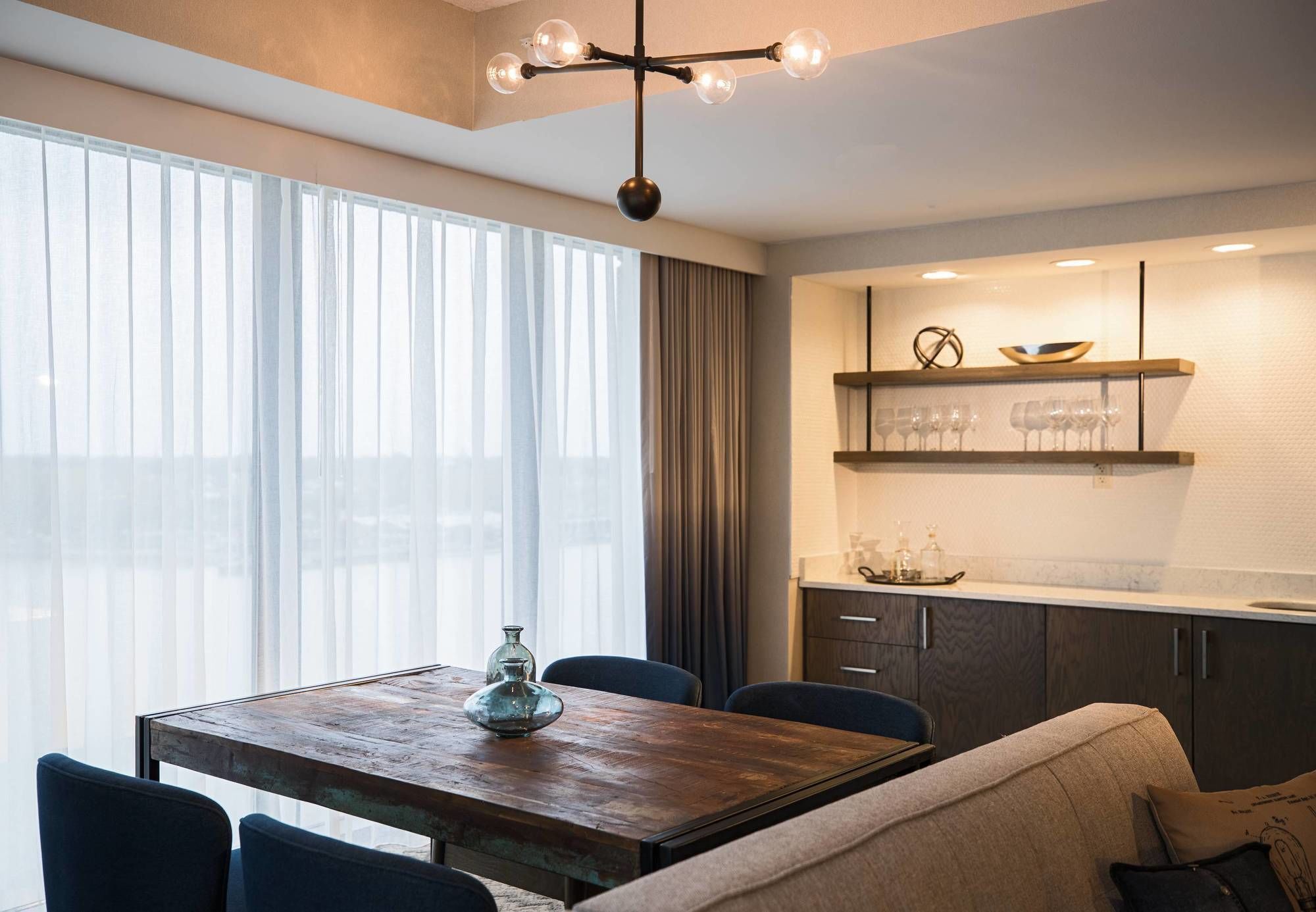 Фото Renaissance Toledo Downtown Hotel