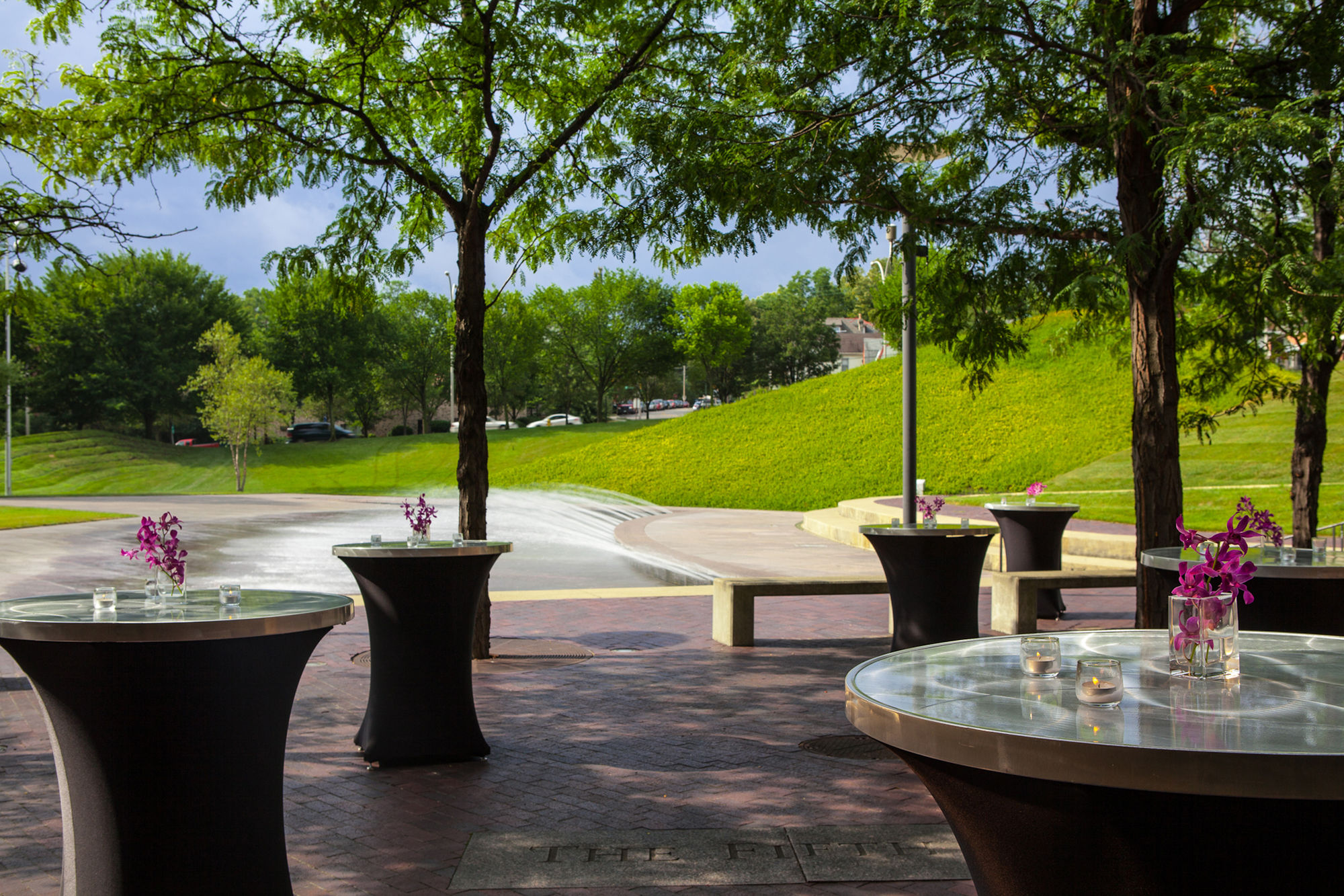 Фото Graduate Cincinnati