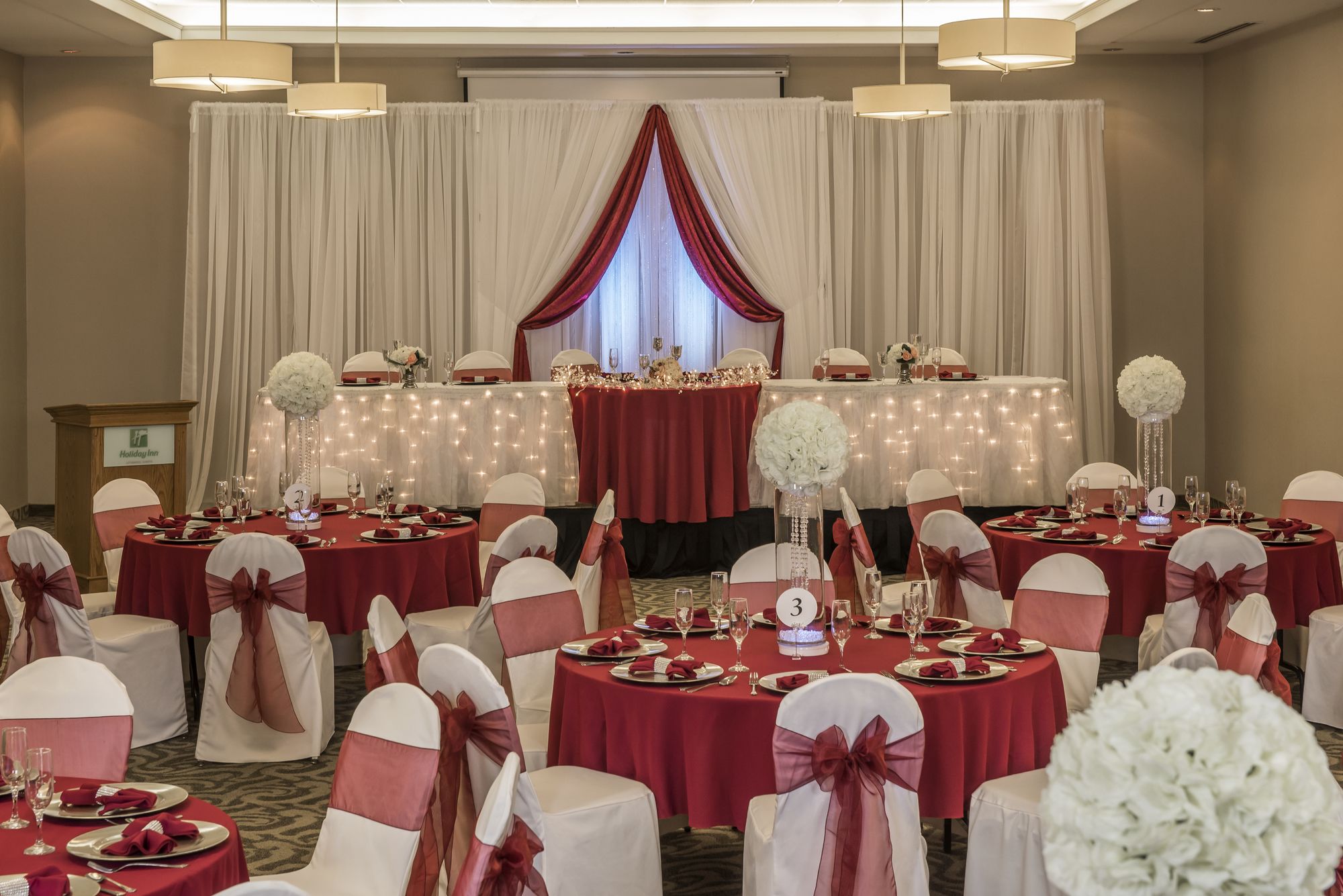 Фото Holiday Inn Lethbridge