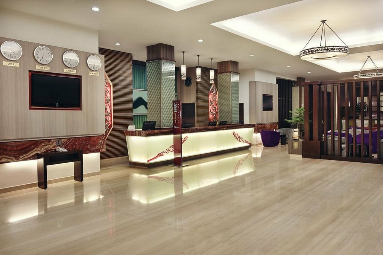Фото Mercure Pontianak City Center
