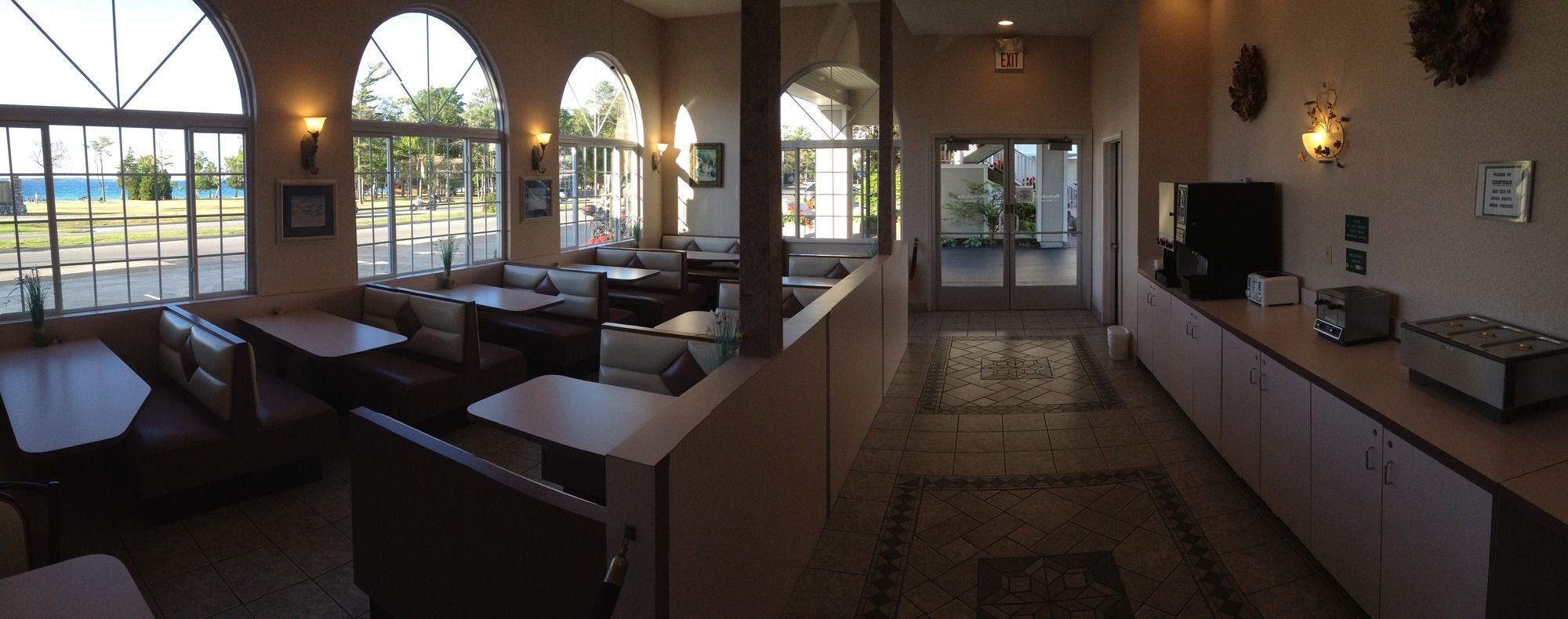 Фото Parkside Inn Bridgeview