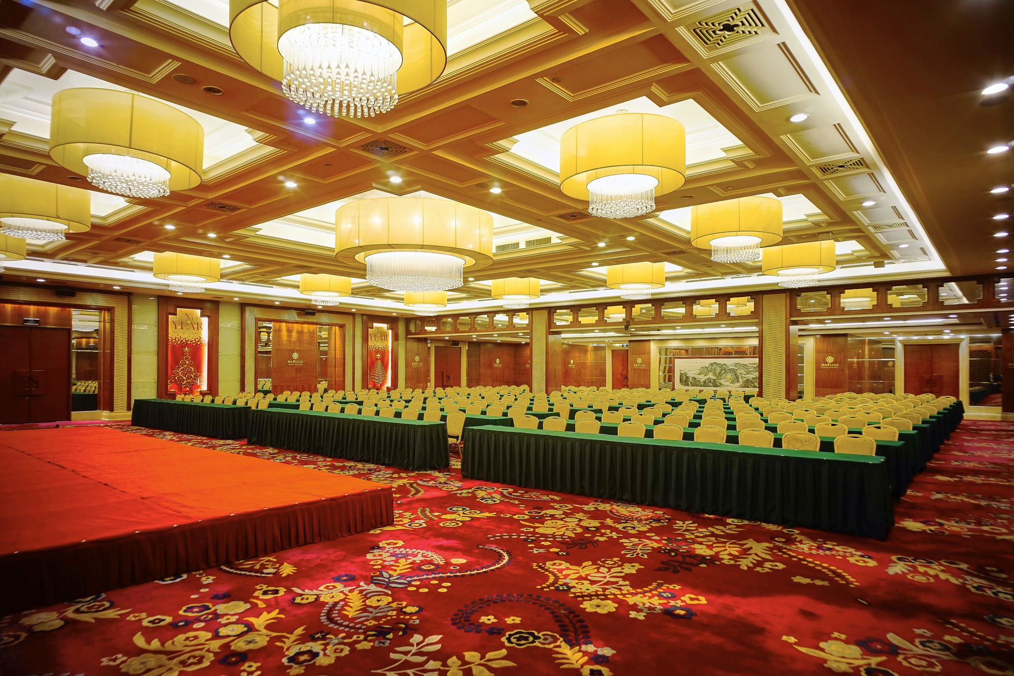 Фото Changsha Xiaoxiang Huatian Hotel