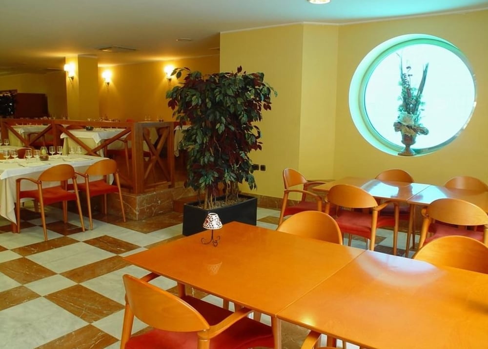 Фото Hotel Zenit Diplomatic