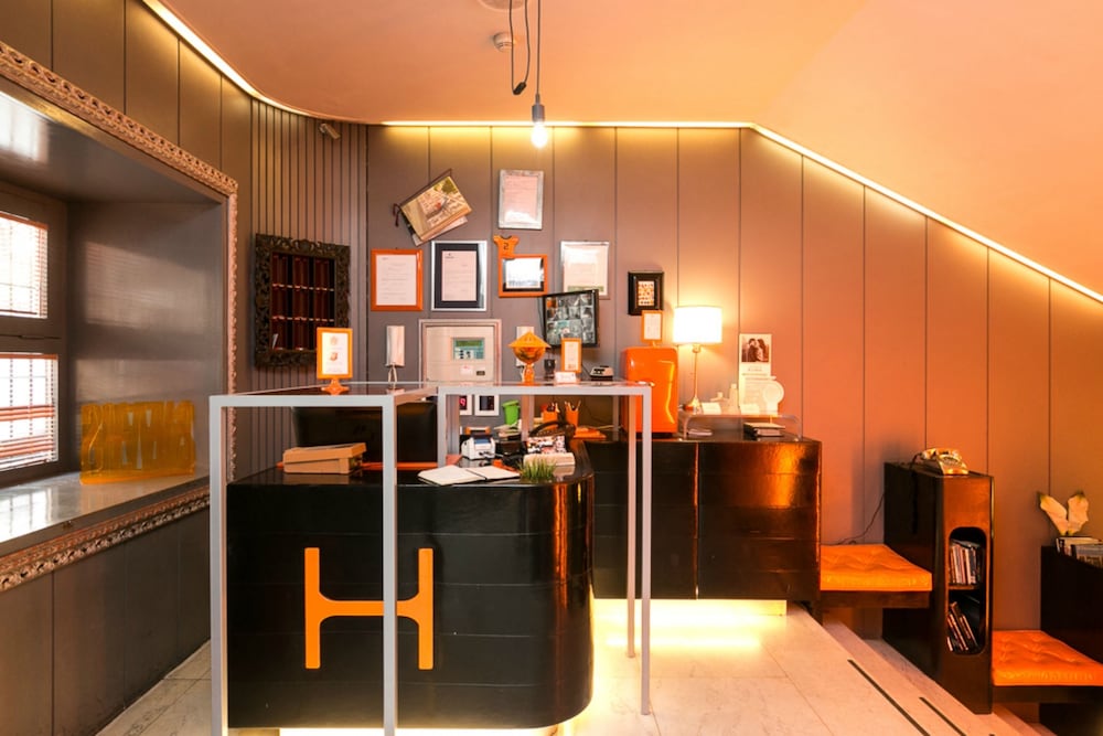 Фото Orange Hotel