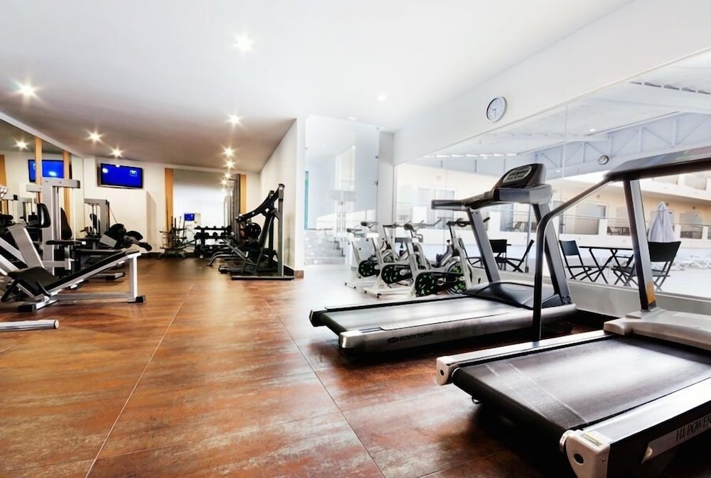 Фото Fontana Plaza