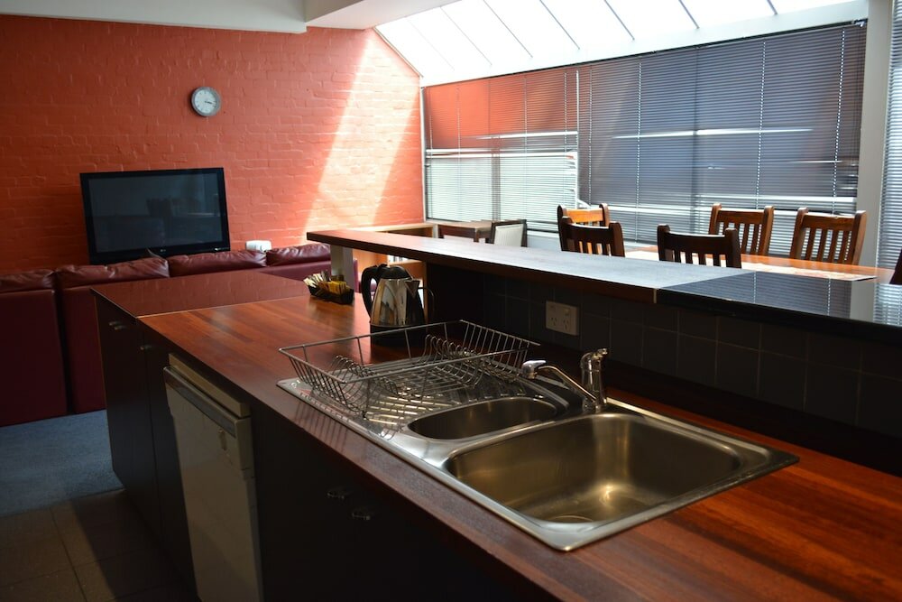 Фото Yti Garden Hotel