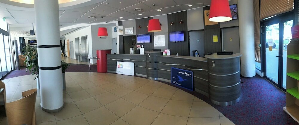 Фото Ibis Marseille Centre Euromed