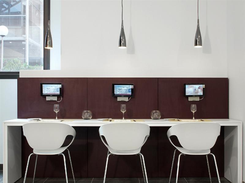 Фото Hotel Ilunion Romareda