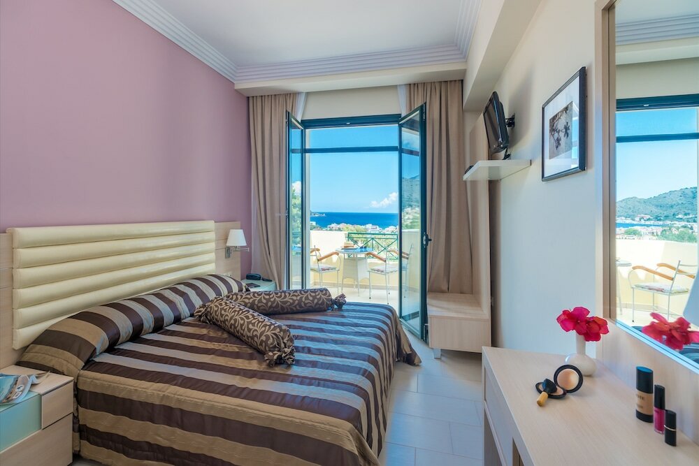 Фото Ai Yannis Suites and Apartments Hotel