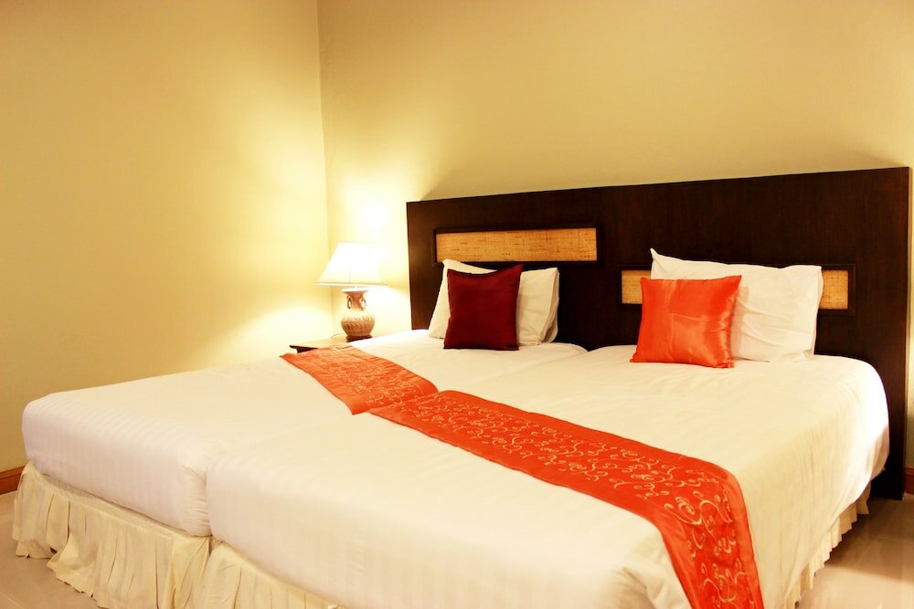 Фото Hua Hin White Sand Hotel