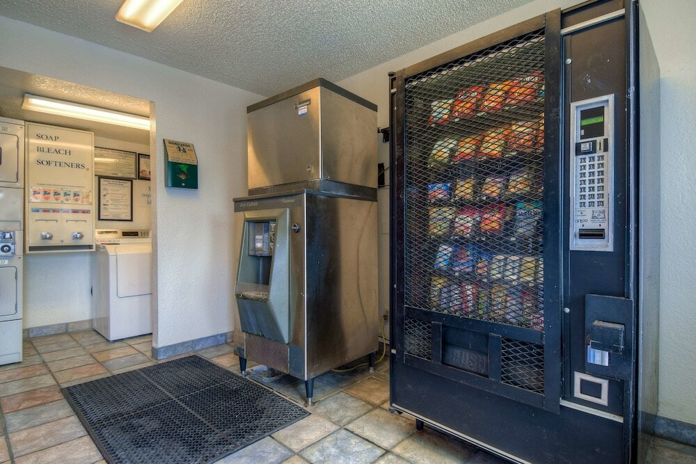 Фото Motel 6 Costa Mesa Ca