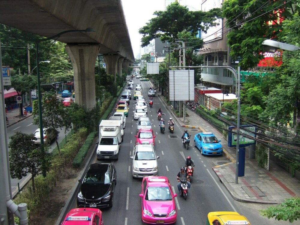 Фото Lodge 61 Bed & Breakfast Hotel