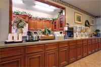 Фото SureStay Hotel by Best Western Brownsville