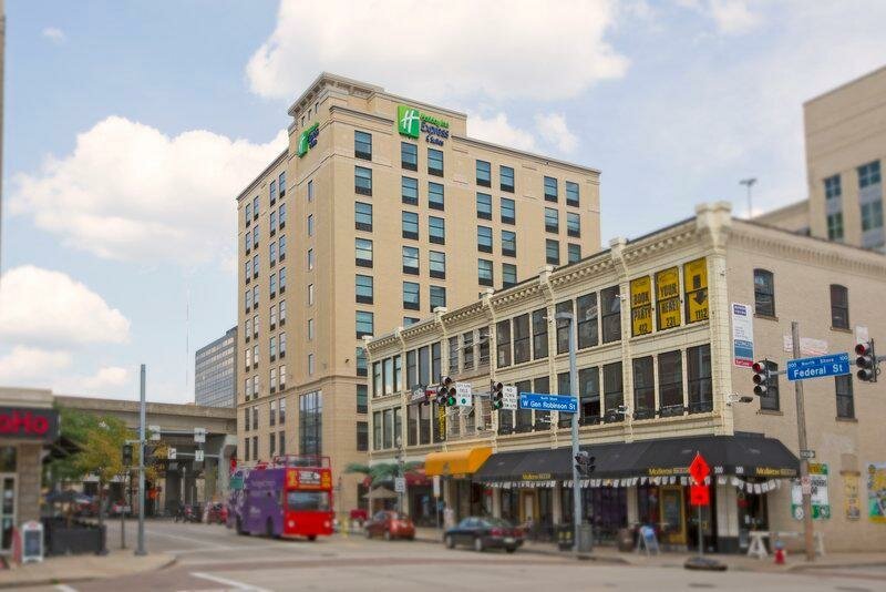 Гостиница Holiday Inn Express & Suites Pittsburgh North Shore, an Ihg Hotel