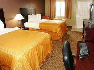 Гостиница Quality Inn & Suites by the Parks