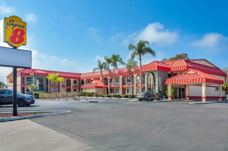 Гостиница Super 8 by Wyndham Clearwater/US Hwy 19 N в Клируотере