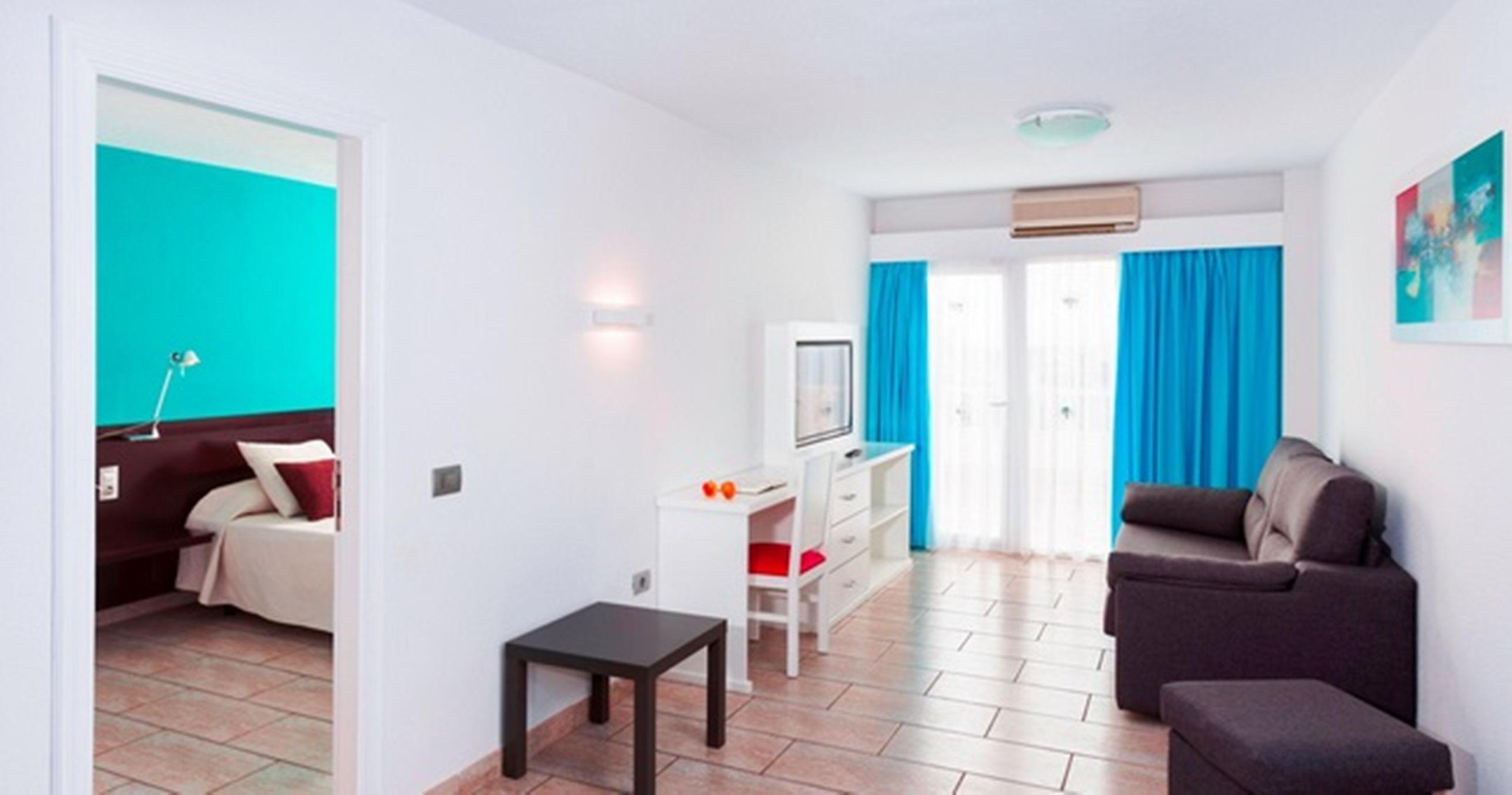 Фото Aparthotel Los Dragos del Sur