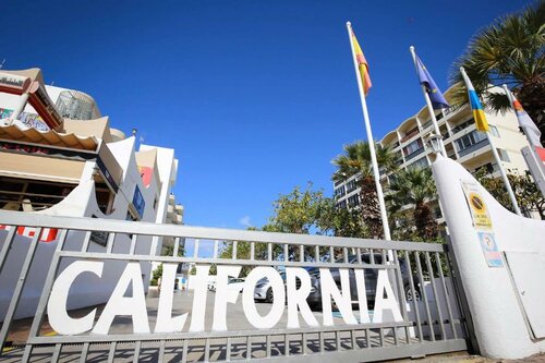 Гостиница Coral California в Плайя-де-лас-Америкас