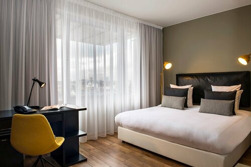 Гостиница Tryp by Wyndham Antwerp в Антверпене