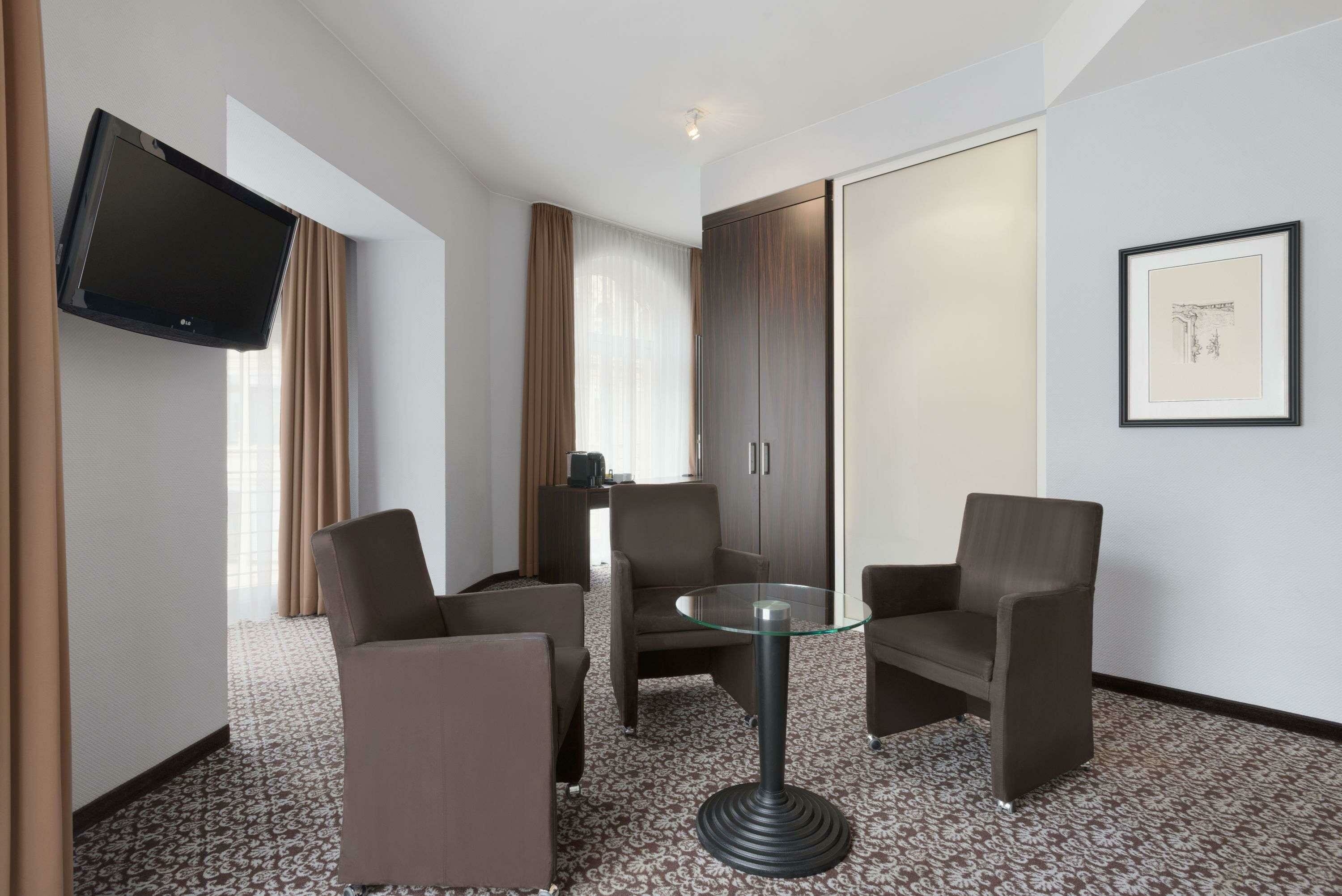 Фото Ramada by Wyndham Frankfurt Central Station