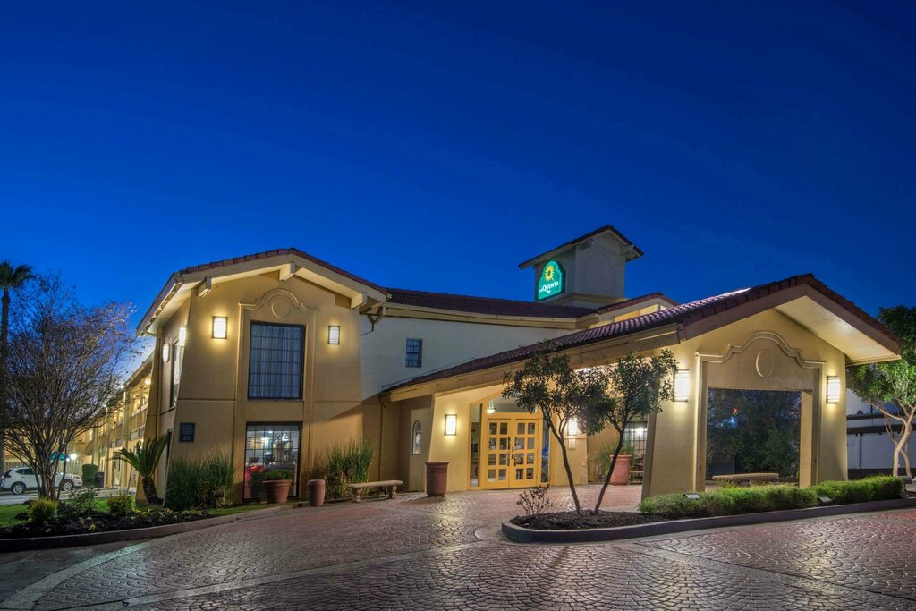 Hotel La Quinta Inn by Wyndham San Antonio Lackland, San Antonio, photo