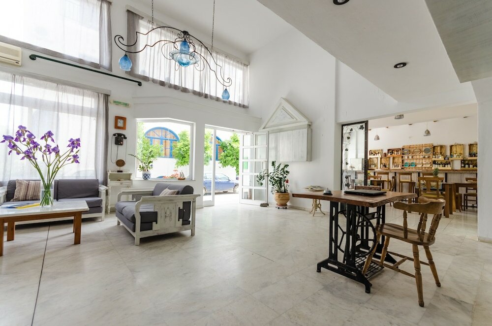 Фото Happiness Apartments