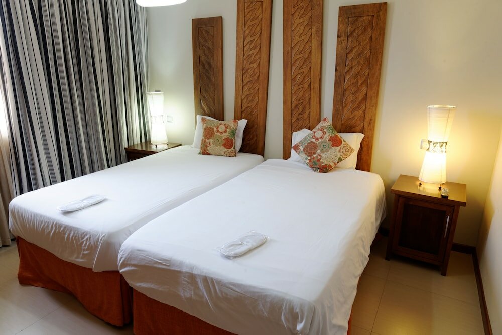 Фото Aparthotel Mil Cidades