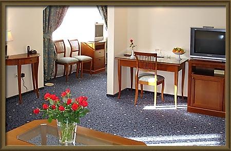 Фото Никола Хаус