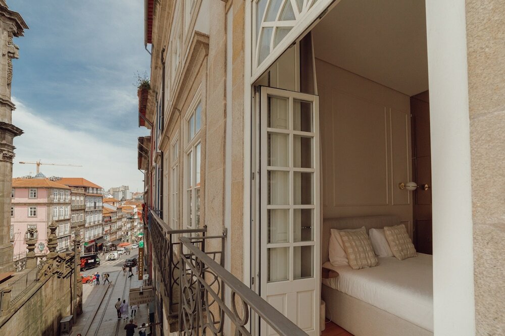 Фото Clérigos Boutique Apartment B by Homing