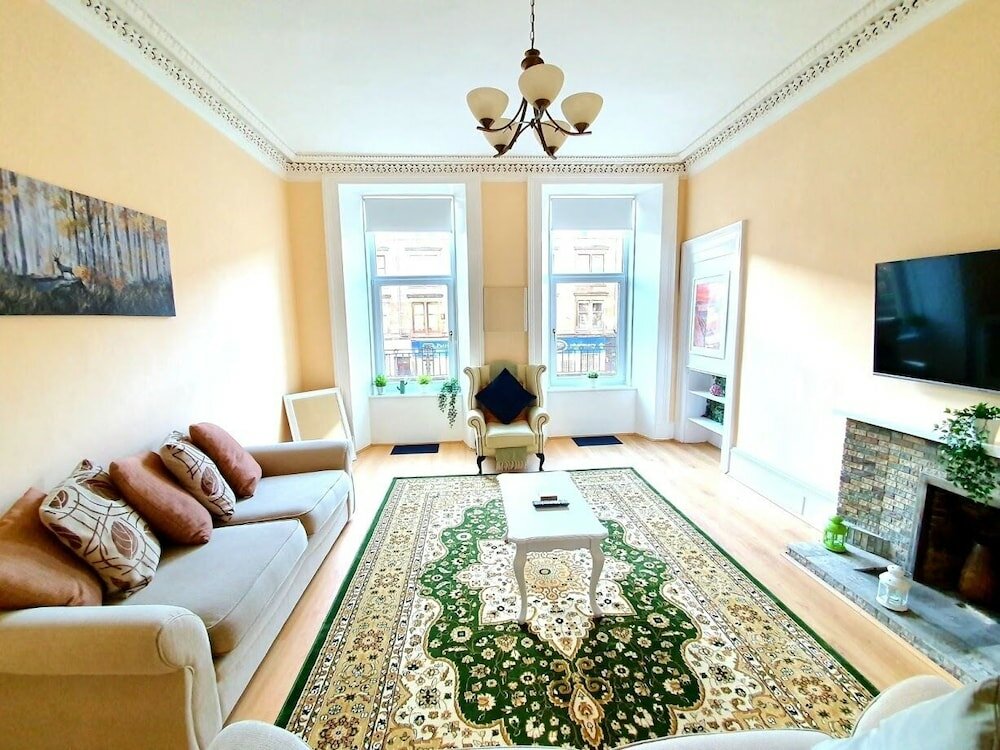 Фото Spacious Apartment In Glasgow