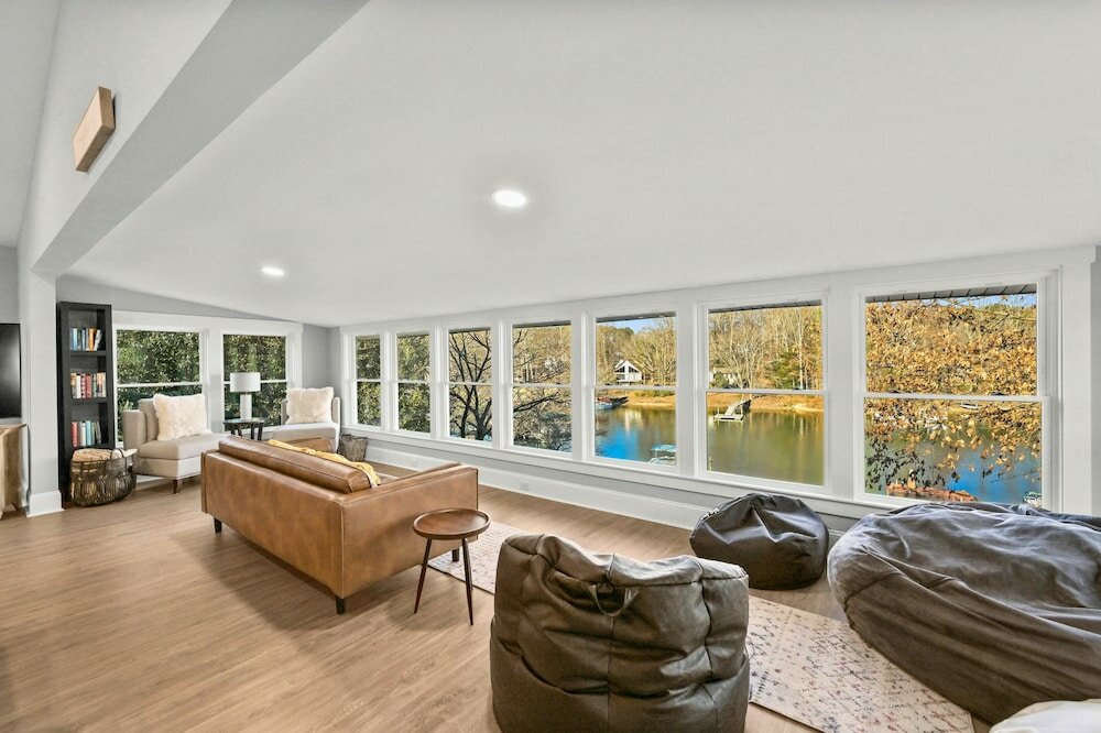 Фото Dock Days by Avantstay Swimming Platform, Dock