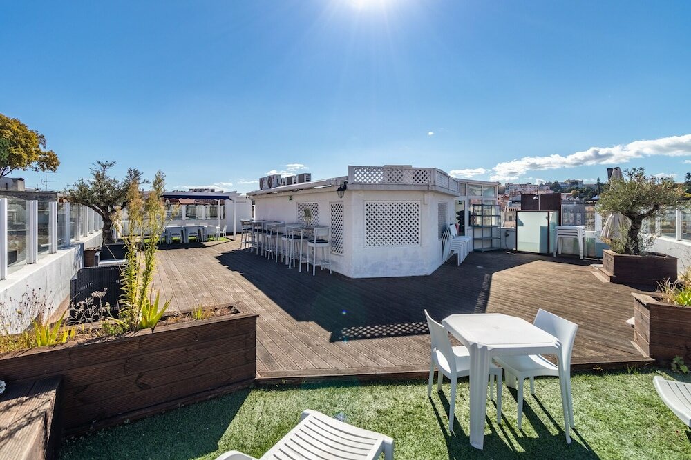Фото Lisbon Terrace Suites for Large Groups