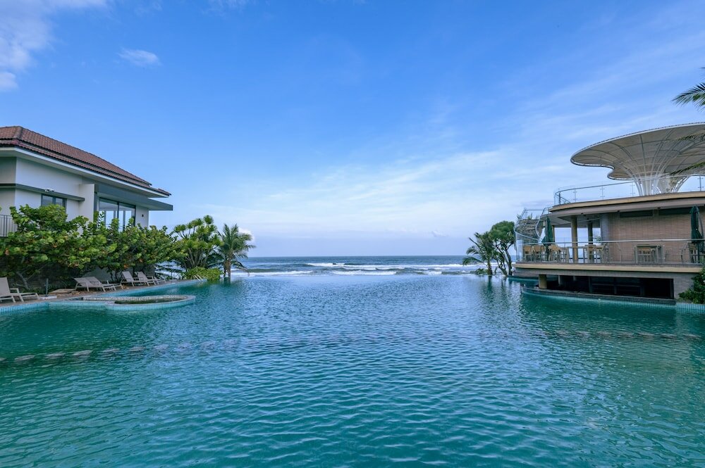 Фото Koi Resort & Residence Da Nang
