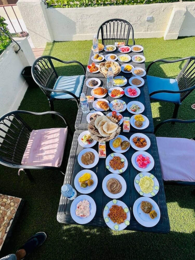 Фото Solima pyramids view