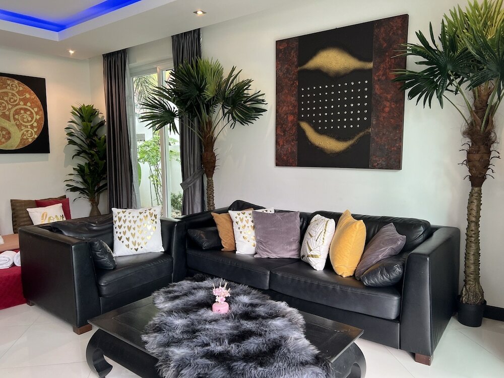 Фото Colibri Pool Villa Pattaya