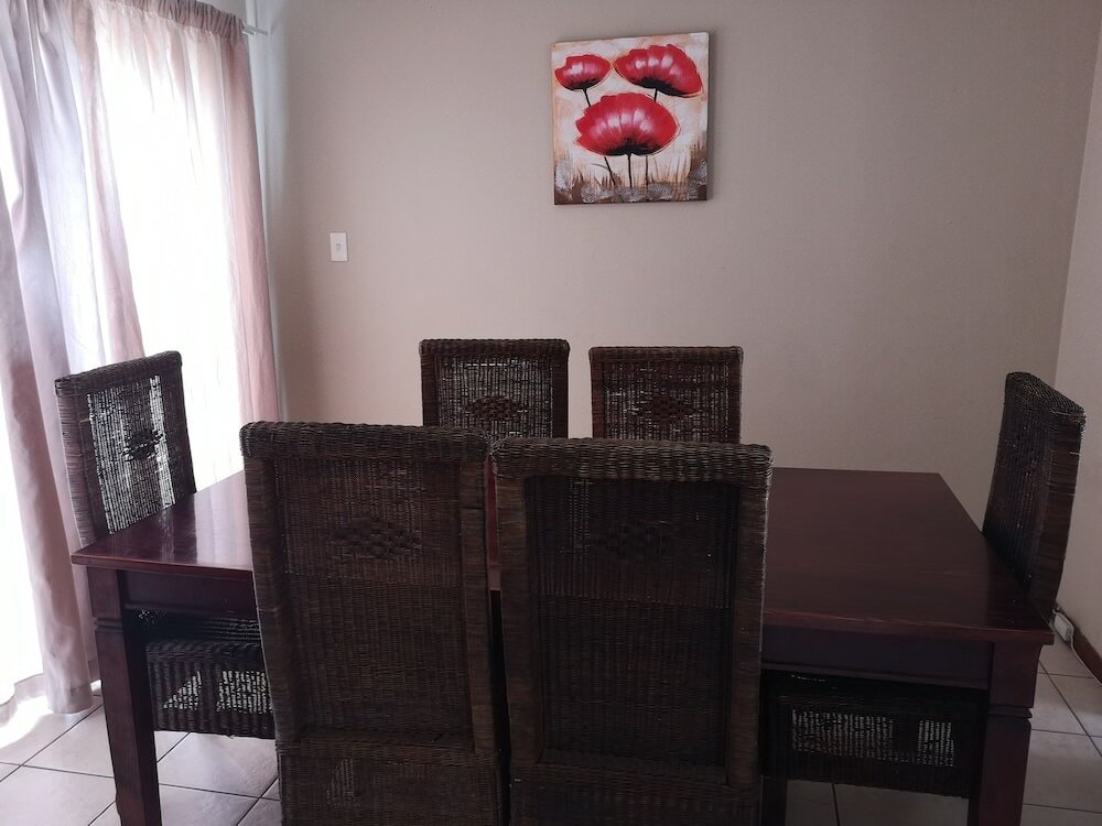 Фото Smithland Guest Apartments