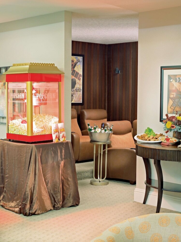 Фото Rosen Centre Hotel