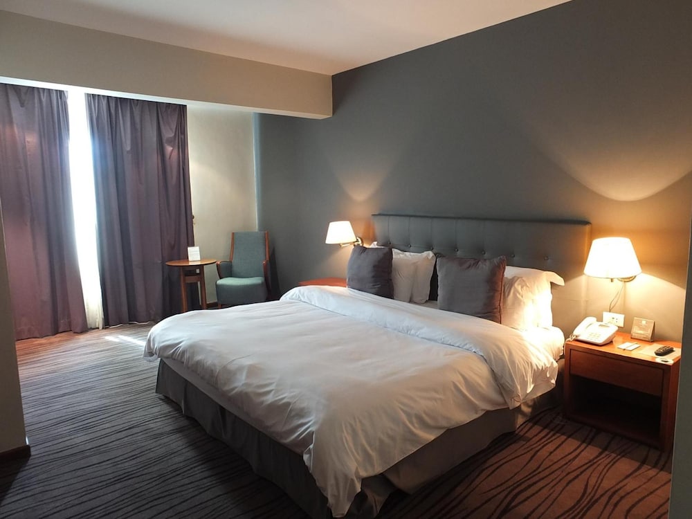 Фото Plaza Hotel