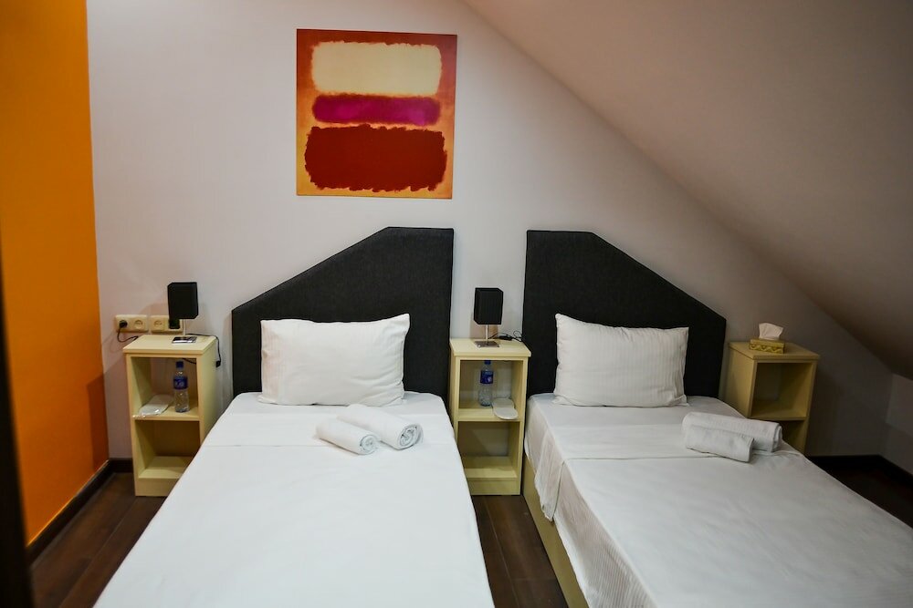 Фото Elysium Gallery