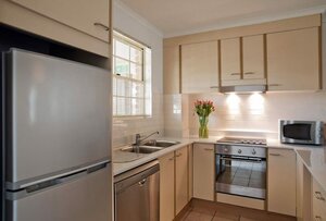 Гостиница Adina Serviced Apartments Canberra Kingston