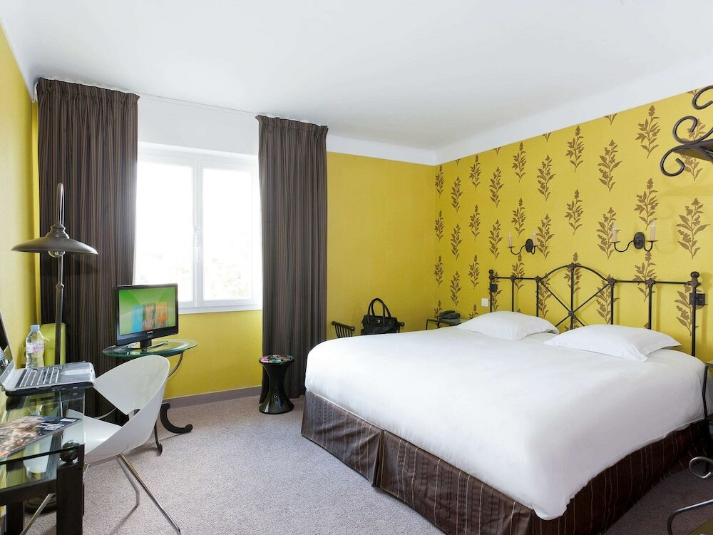 Фото Ibis Styles Centre Niort Hotel