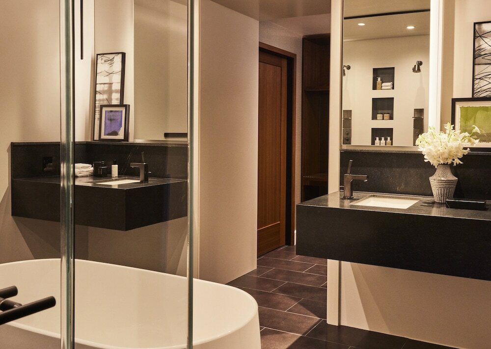 Фото Omni Boston Hotel at the Seaport