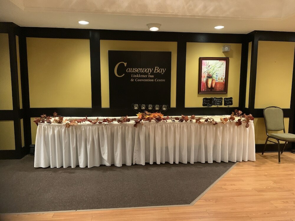 Фото Causeway Bay Hotel And Convention Centre