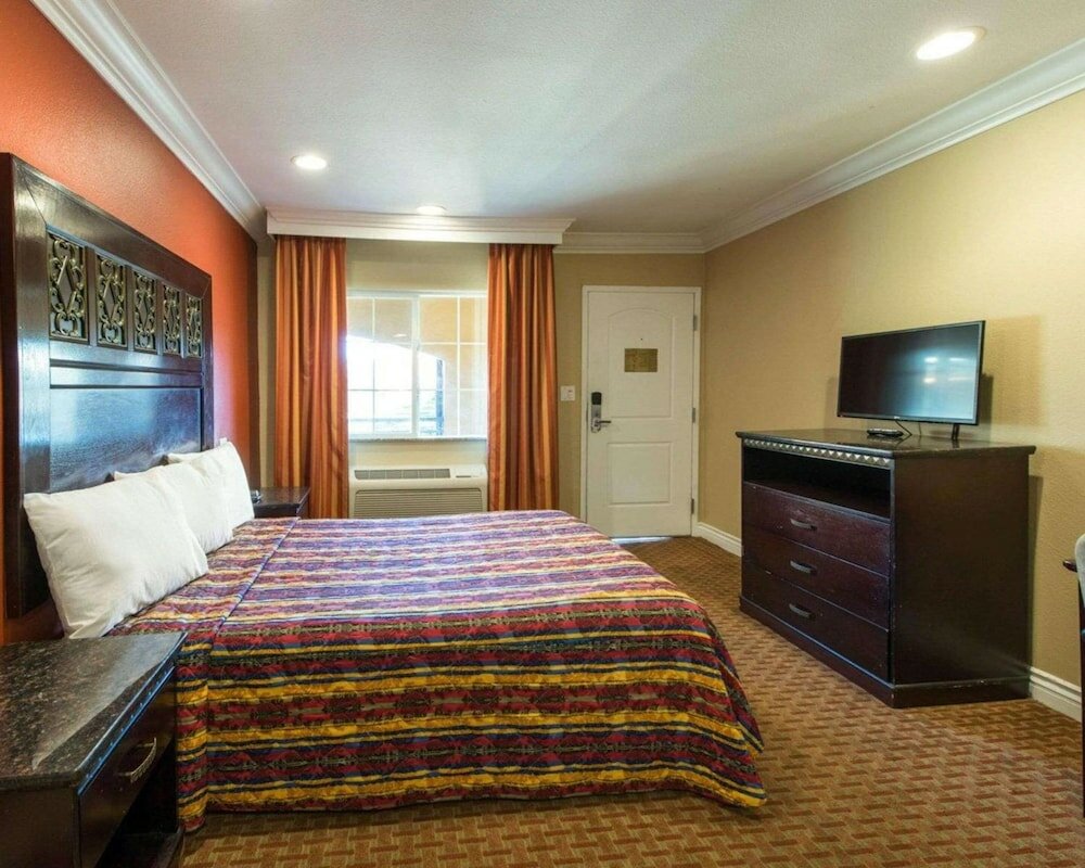 Фото Santa Fe Inn Los Angeles