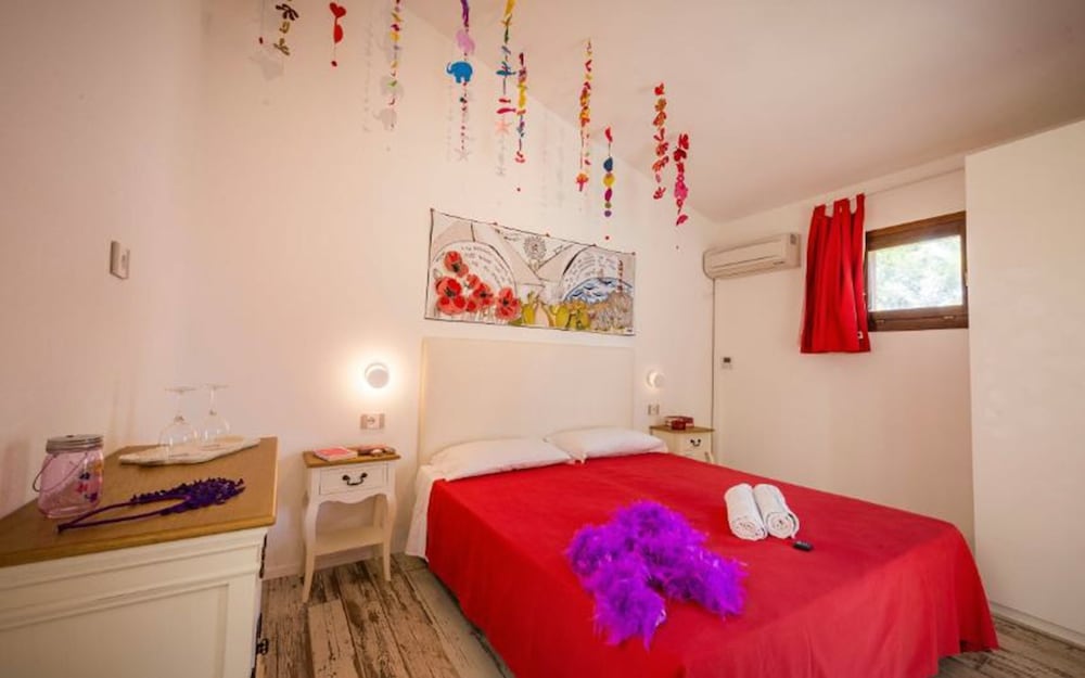 Фото Tiliguerta Glamping & Camping Village