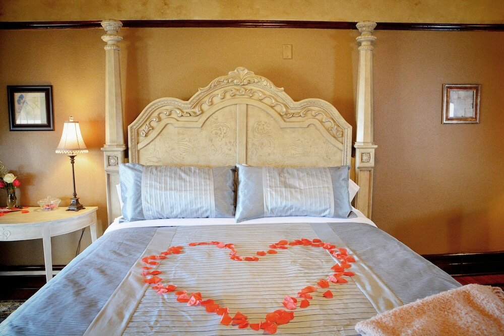 Фото Iron Horse Inn